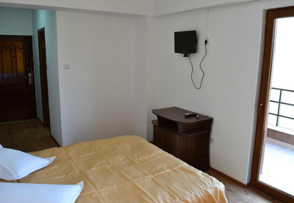 Hotel Corsar Тулча Экстерьер фото