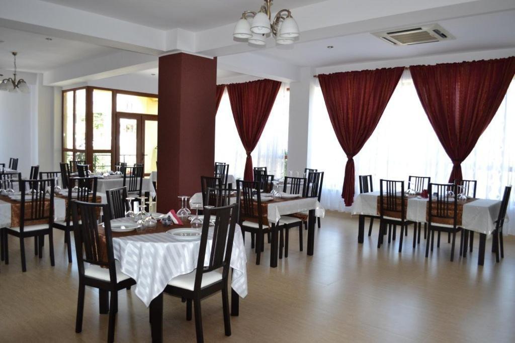 Hotel Corsar Тулча Экстерьер фото