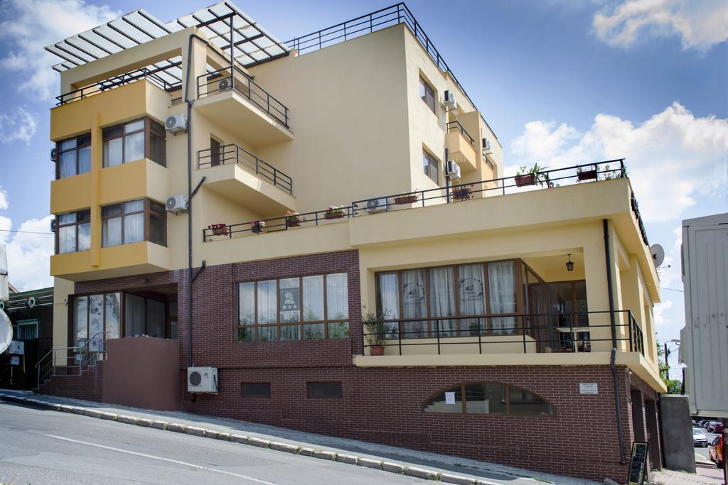 Hotel Corsar Тулча Экстерьер фото